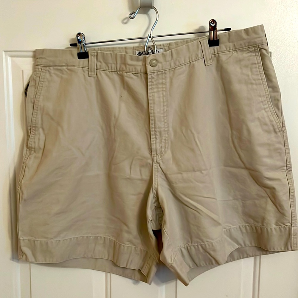 Men’s shorts, size 40.  Columbia